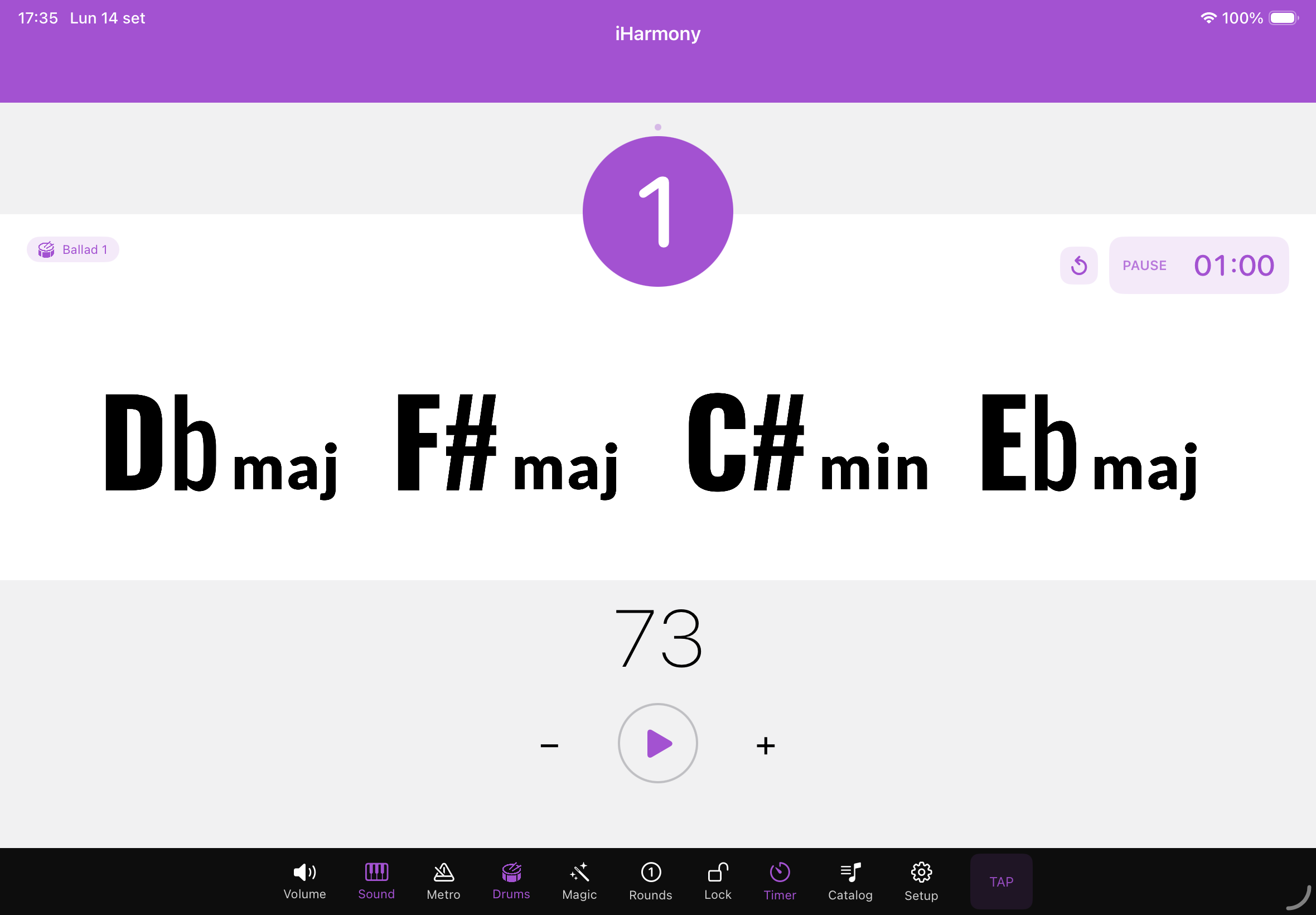 iHarmony Random su iPad con quattro accordi, metronomo e drums